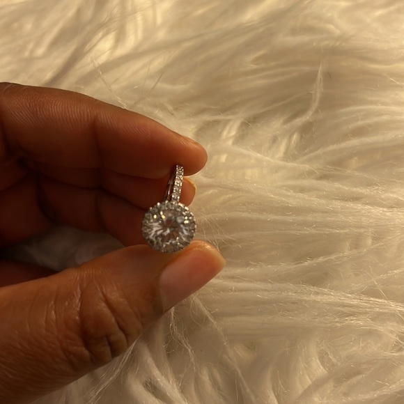 Engagement ring - Picture 6 of 7